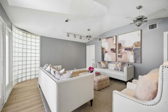 5339 Rutherglenn Drive, Houston, TX 77096