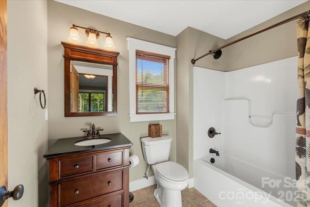 5021 Little Acre Road, Nebo, NC 28761