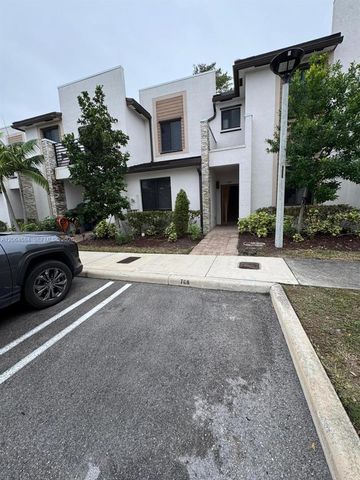 768 NE 206th Ter 768, Miami, FL 33179