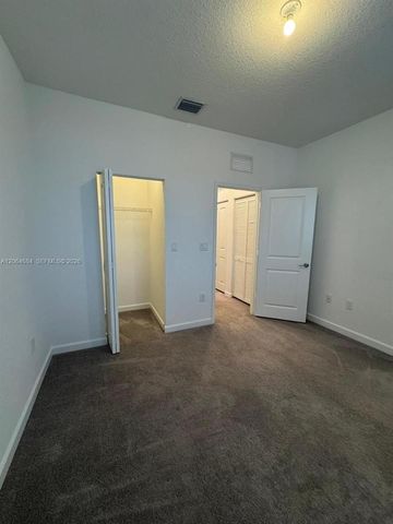 768 NE 206th Ter 768, Miami, FL 33179
