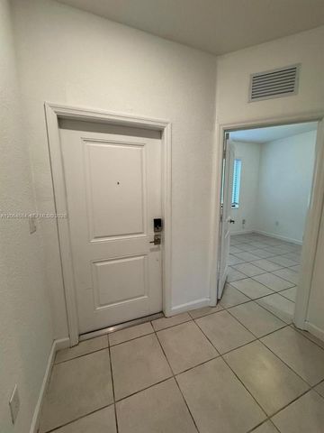 768 NE 206th Ter 768, Miami, FL 33179