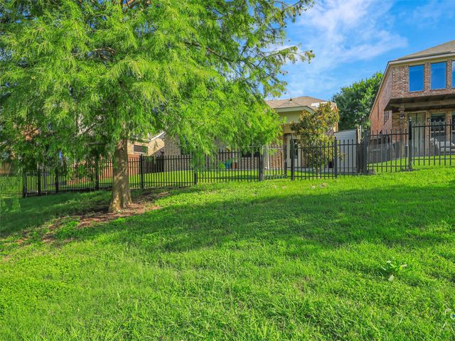 808 Ping Street, Mckinney, TX 75069