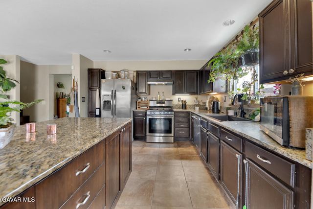 6247 Sandwood Way, Palmdale, CA 93552