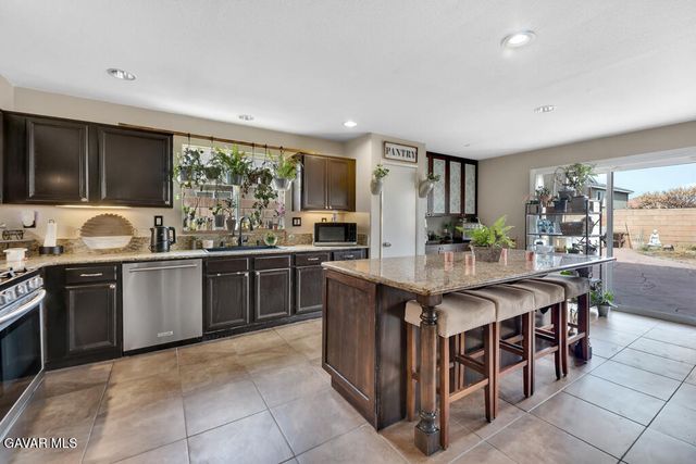 6247 Sandwood Way, Palmdale, CA 93552