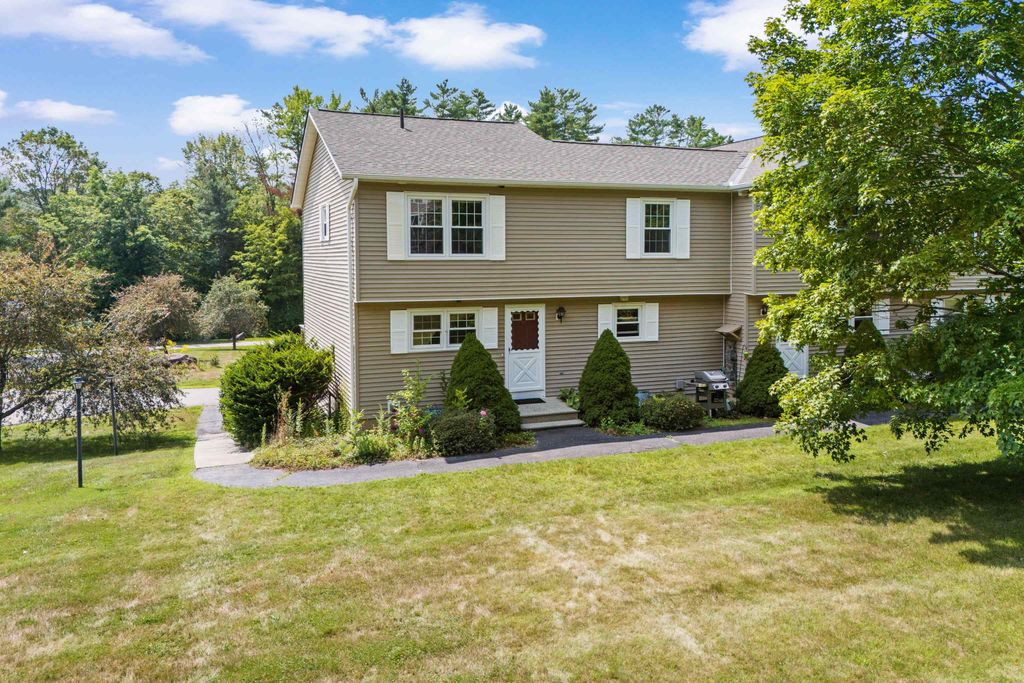 20 Gates Rd Apt 17, Marlborough, NH 03455