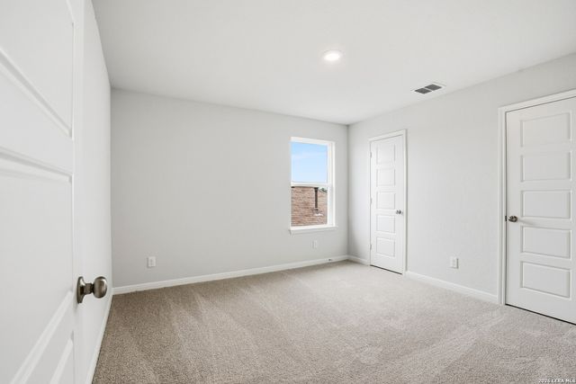 8543 Catnip Pass, Elmendorf, TX 78112