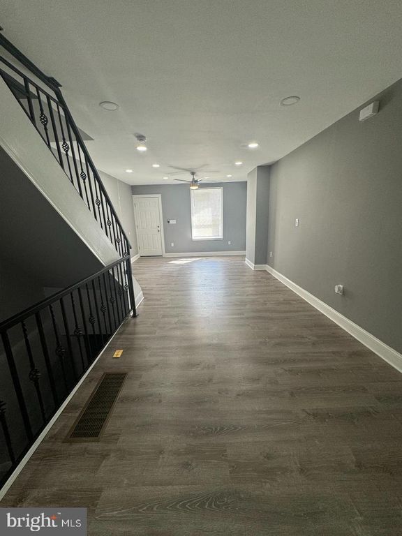 1722 S TAYLOR ST, PHILADELPHIA, PA 19145 — photo 2