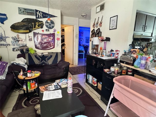 207 E BUCHANON AVENUE, Orlando, FL 32809