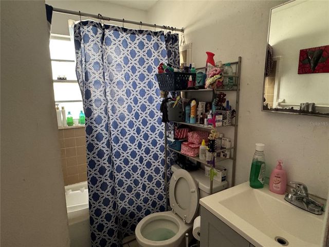 207 E BUCHANON AVENUE, Orlando, FL 32809