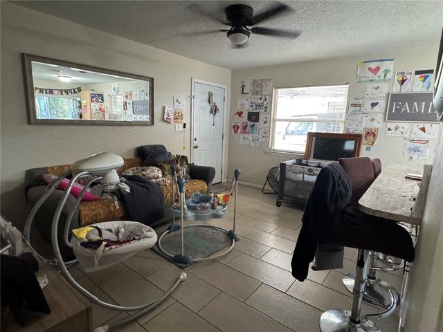 207 E BUCHANON AVENUE, Orlando, FL 32809