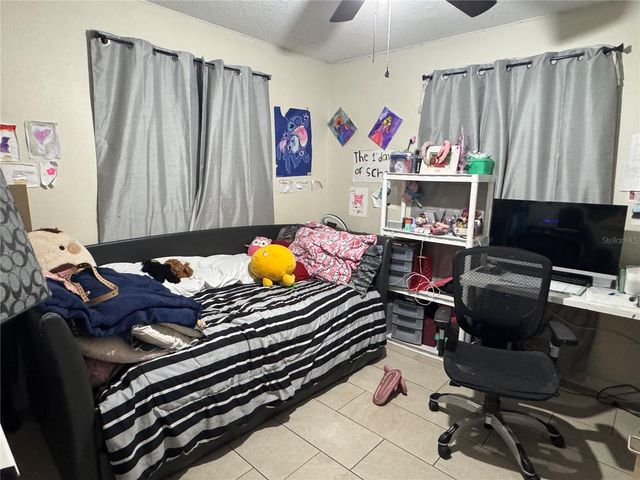 207 E BUCHANON AVENUE, Orlando, FL 32809