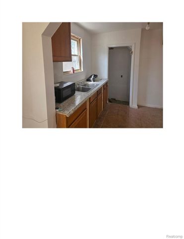 14295 Wade Street, Detroit, MI 48213