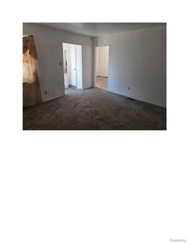 14295 Wade Street, Detroit, MI 48213