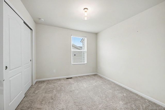 2298 Addison Circle, Commerce Charter Township, MI 48390