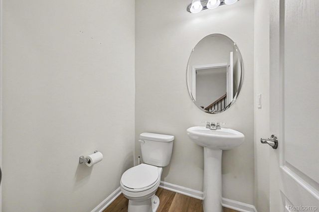 2298 Addison Circle, Commerce Charter Township, MI 48390