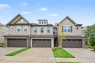 2298 Addison Circle, Commerce Charter Township, MI 48390