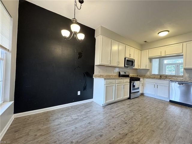 2309 Charing Cross RD, Virginia Beach, VA 23456