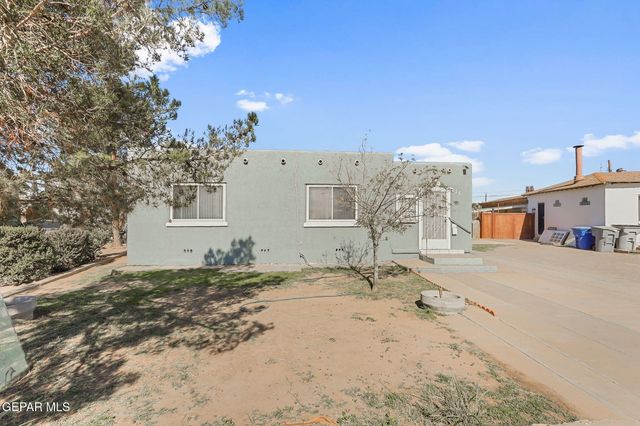 215 Wooldridge Drive, El Paso, TX 79915