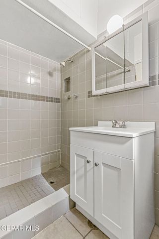 215 Wooldridge Drive, El Paso, TX 79915