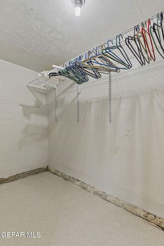 215 Wooldridge Drive, El Paso, TX 79915