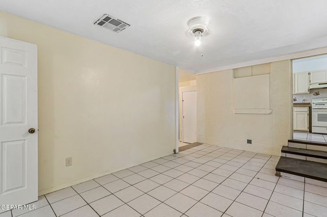 215 Wooldridge Drive, El Paso, TX 79915