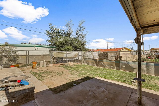 215 Wooldridge Drive, El Paso, TX 79915