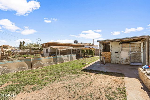 215 Wooldridge Drive, El Paso, TX 79915