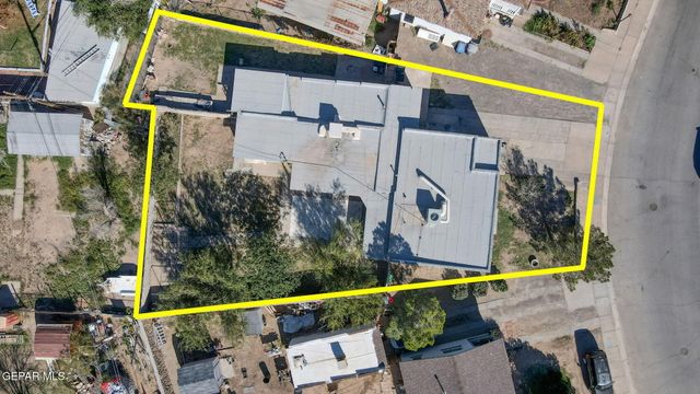 215 Wooldridge Drive, El Paso, TX 79915