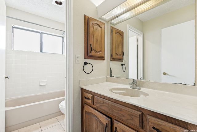 8411 ROCKY PATH ST, San Antonio, TX 78254
