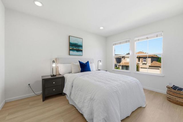 950 Mouton Circle, East Palo Alto, CA 94303