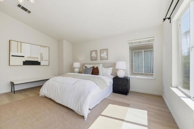 950 Mouton Circle, East Palo Alto, CA 94303