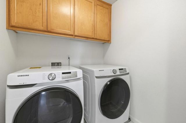 950 Mouton Circle, East Palo Alto, CA 94303