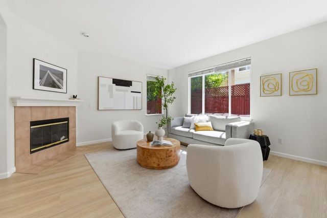 950 Mouton Circle, East Palo Alto, CA 94303