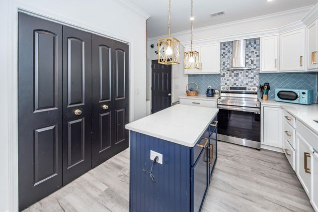 115 Sycamore Drive, Summerville, SC 29485