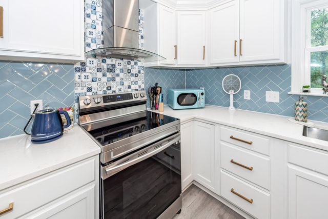 115 Sycamore Drive, Summerville, SC 29485