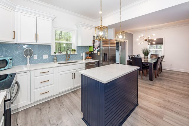 115 Sycamore Drive, Summerville, SC 29485