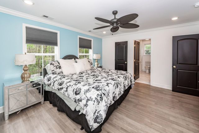 115 Sycamore Drive, Summerville, SC 29485