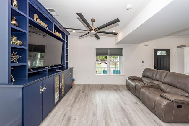 115 Sycamore Drive, Summerville, SC 29485