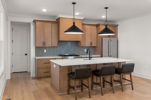 712 Fanning Bend Dr, Winchester, TN 37398