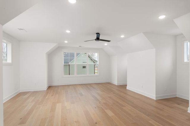 712 Fanning Bend Dr, Winchester, TN 37398