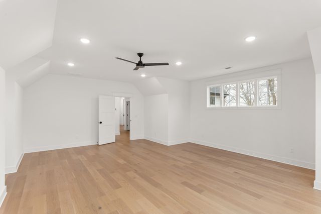 712 Fanning Bend Dr, Winchester, TN 37398