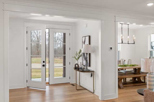 712 Fanning Bend Dr, Winchester, TN 37398