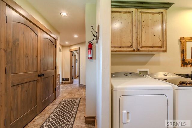 4185 Grandview Road, Island Park, ID 83429