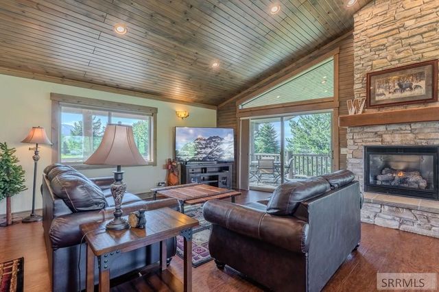 4185 Grandview Road, Island Park, ID 83429