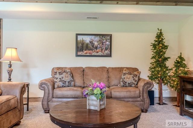 4185 Grandview Road, Island Park, ID 83429