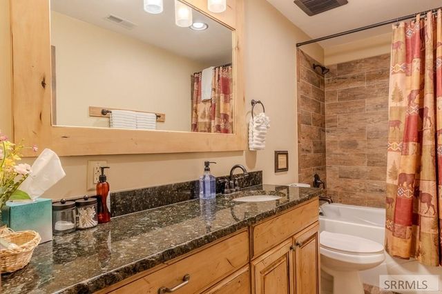 4185 Grandview Road, Island Park, ID 83429