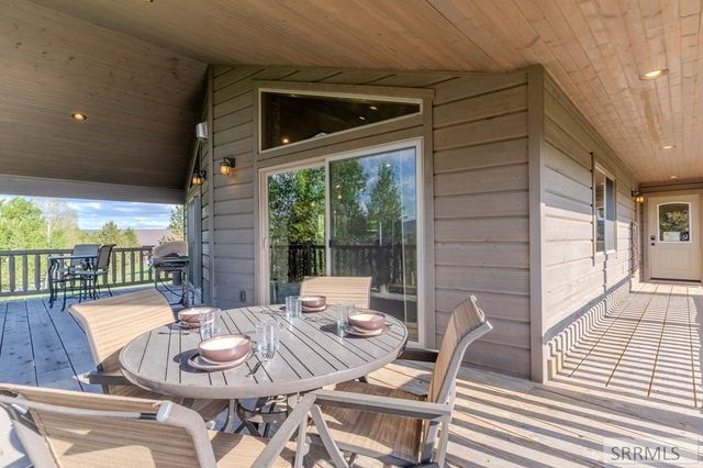 4185 Grandview Road, Island Park, ID 83429