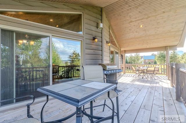 4185 Grandview Road, Island Park, ID 83429