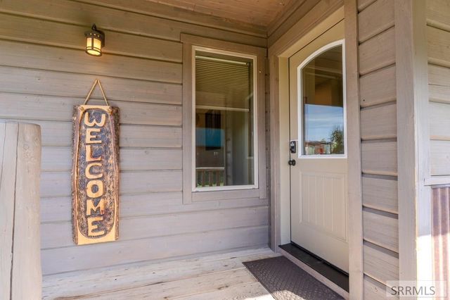 4185 Grandview Road, Island Park, ID 83429