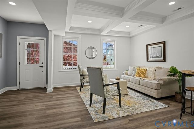 3053 Midlothian Tpke, Richmond, VA 23224